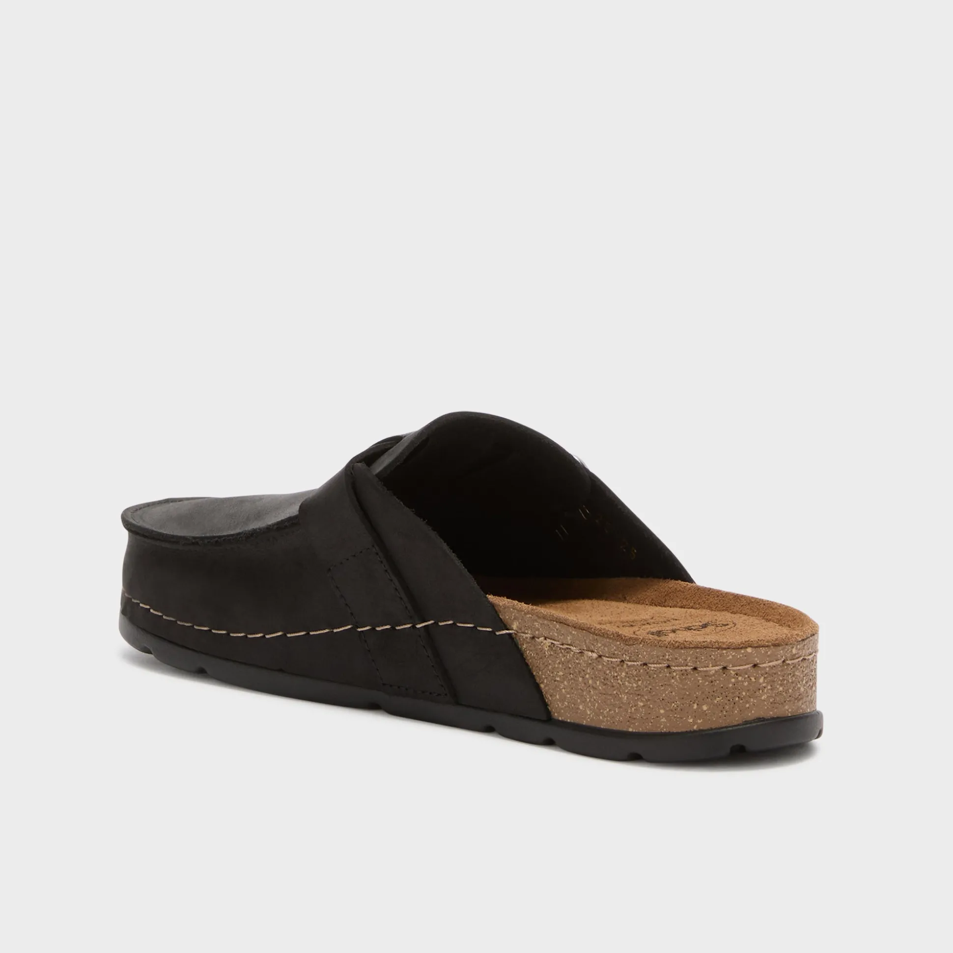 Mules bora moccasin man