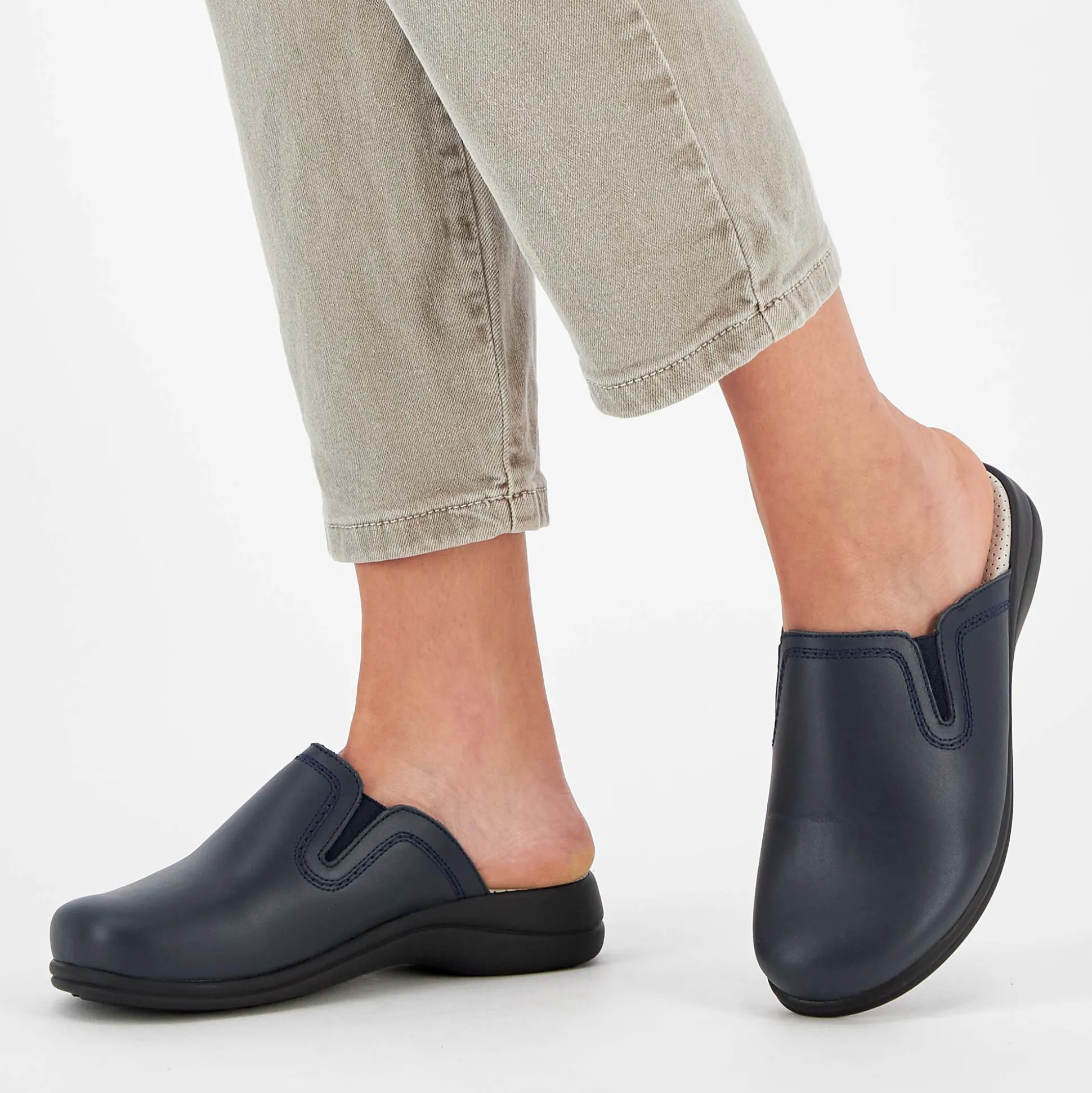 Slippers new toffee