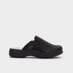 Slippers new toffee