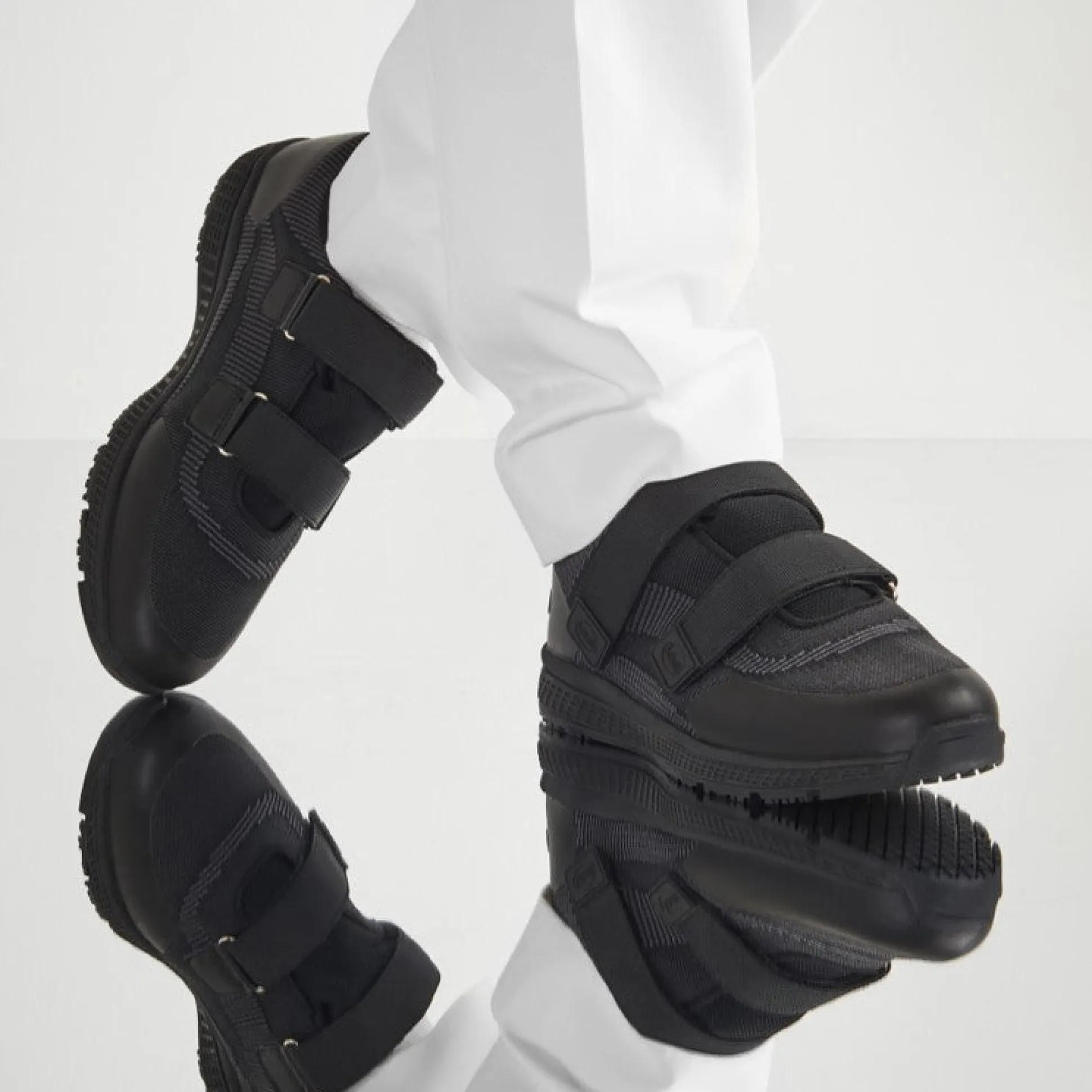 Sneakers jump pro straps
