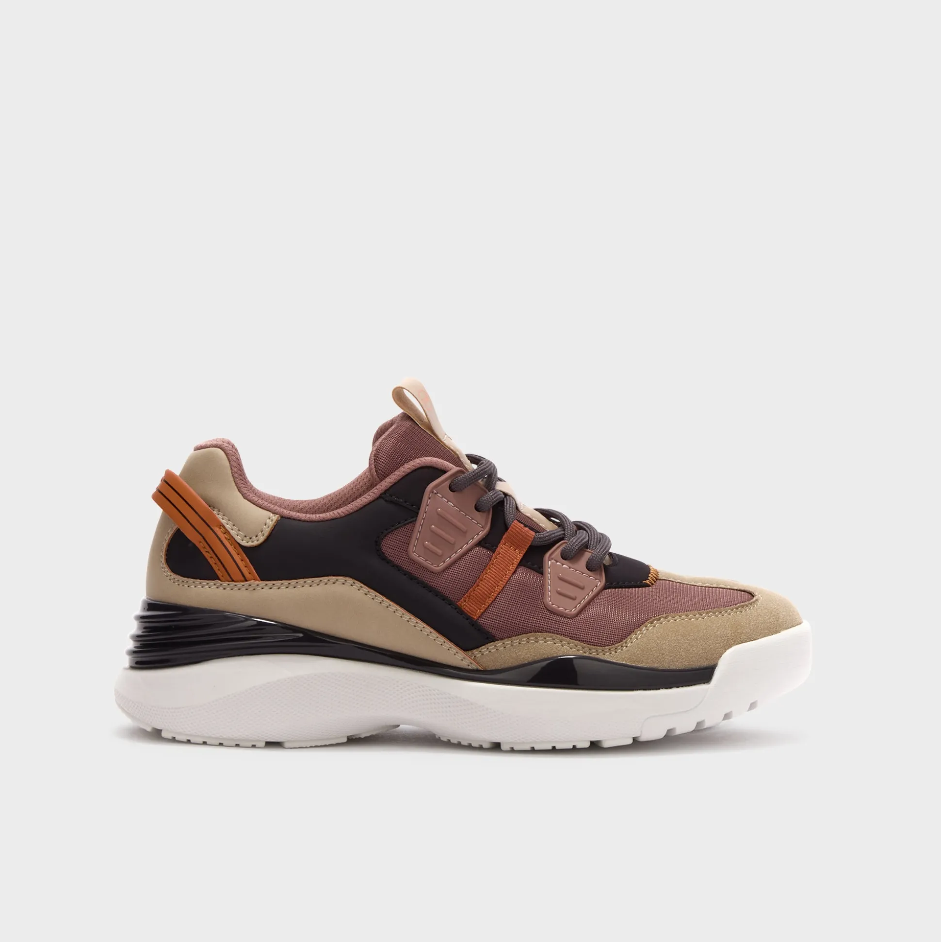 Sneakers rover